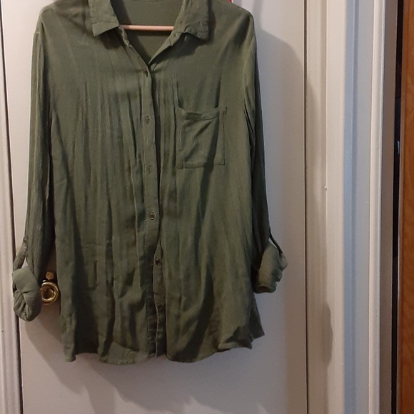 Long sleeve Rayon Top - Picture 2 of 3